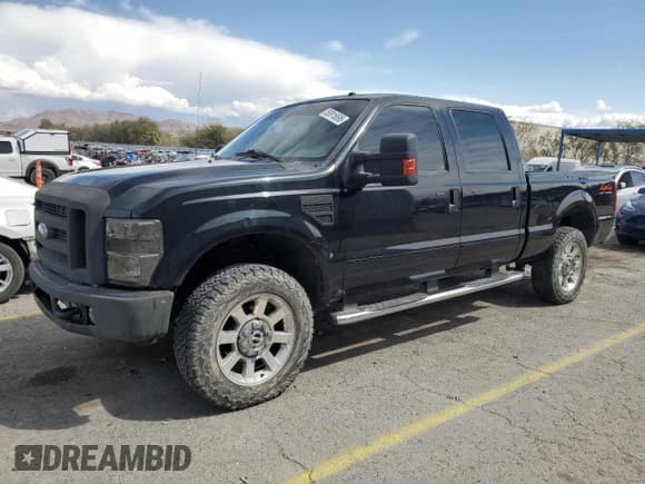 ✅ 2008 Ford F-350 XL • VIN: 1FTSW31R08EB49836 • Lot: 50915895. Listed on Copart with 273,563 mi. Free auction sales archive from the USA and detailed vehicle history report at DreamBid. Image 1.
