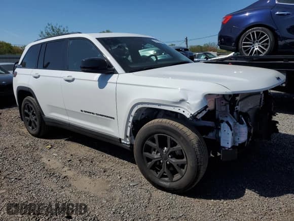 ✅ 2025 Jeep Grand Cherokee Altitude X • VIN: 1C4RJHAG3SC265558 • Lot: 54610885. Listed on Copart with 4,607 mi. Free auction sales archive from the USA and detailed vehicle history report at DreamBid. Image 4.