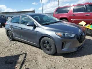 2018 Hyundai Ioniq SEL with VIN KMHC75LC7JU066059, listed as a Copart auction lot 47490444 with 82,433 mi miles and . Bid and sale history available at DreamBid. Image 4.