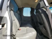 ✅ 2007 GMC Sierra 2500HD SLE1 • VIN: 1GTHC29K57E523201 • Лот: 48001695. Опубликован ранее на Copart с пробегом 222 977 миль. Бесплатный доступ к архиву аукционных продаж из США и подробный отчёт об истории автомобиля на DreamBid. Изображение 10.