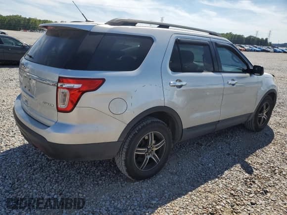 ✅ 2013 Ford Explorer • VIN: 1FM5K7B82DGA83225 • Lot: 70023905. Wystawiony na Copart z przebiegiem 285 817 mil. Bezpłatny archiwum sprzedaży aukcyjnych z USA i szczegółowy raport historii pojazdu na DreamBid. Zdjęcie 3.