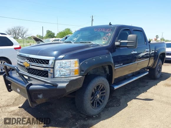 ✅ 2013 Chevrolet Silverado 2500HD LT • VIN: 1GC1KXCG8DF144317 • Lot: 41984092. Listed on IAAI with 98,202 mi. Free auction sales archive from the USA and detailed vehicle history report at DreamBid. Image 2.