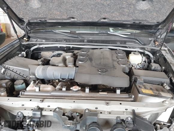 ✅ 2022 Toyota 4Runner SR5 • VIN: JTEMU5JR9N6063839 • Lot: 42471495. Wystawiony na IAAI z przebiegiem 49 840 mil. Bezpłatny archiwum sprzedaży aukcyjnych z USA i szczegółowy raport historii pojazdu na DreamBid. Zdjęcie 10.