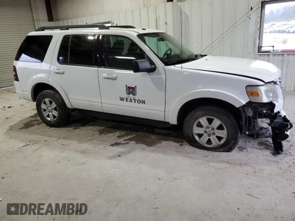 ✅ 2010 Ford Explorer XLT • VIN: 1FMEU7D88AUA90572 • Lot: 85647904. Listed on Copart with 63,981 mi. Free auction sales archive from the USA and detailed vehicle history report at DreamBid. Image 4.