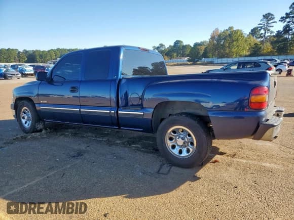 ✅ 2002 Chevrolet Silverado 1500 • VIN: 1GCEC19V72Z300652 • Lot: 92097815. Wystawiony na Copart z przebiegiem Nie podano. Bezpłatny archiwum sprzedaży aukcyjnych z USA i szczegółowy raport historii pojazdu na DreamBid. Zdjęcie 2.