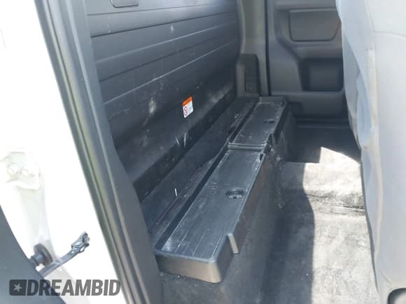 ✅ 2020 Toyota Tacoma SR • VIN: 5TFRX5GN2LX177453 • Lot: 43285689. Wystawiony na IAAI z przebiegiem 100 011 mil. Bezpłatny archiwum sprzedaży aukcyjnych z USA i szczegółowy raport historii pojazdu na DreamBid. Zdjęcie 8.