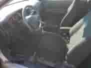 2009 Hyundai Accent L z VIN KMHCN35C69U143104, wystawiony jako Copart lot #76607254 z przebiegiem 145 844 mil mil oraz Szkoda całkowita • Salvage title. Historia ofert i sprzedaży dostępna na DreamBid. Obrazek 7.