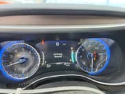 ✅ 2017 Chrysler Pacifica Touring L Plus • VIN: 2C4RC1EG6HR578227 • Lot: 91067755. Listed on Copart with 147,205 mi. Free auction sales archive from the USA and detailed vehicle history report at DreamBid. Image 9.