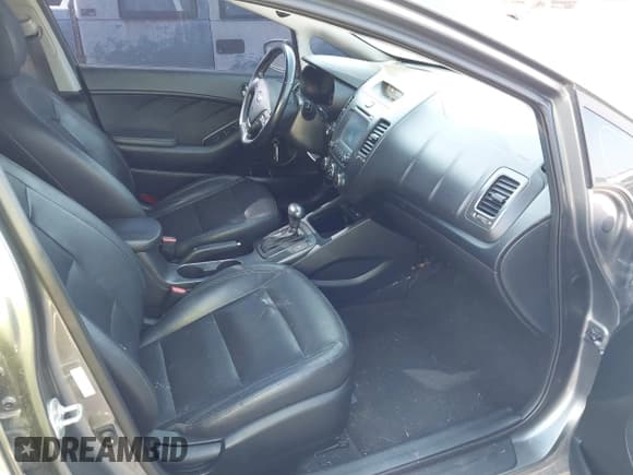 ✅ 2016 Kia Forte EX • VIN: KNAFZ4A85G5590038 • Lot: 43434274. Wystawiony na IAAI z przebiegiem 114 823 mil. Bezpłatny archiwum sprzedaży aukcyjnych z USA i szczegółowy raport historii pojazdu na DreamBid. Zdjęcie 5.