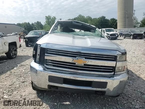 ✅ 2017 Chevrolet Silverado 2500HD Work Truck • VIN: 1GC2KUEGXHZ367172 • Лот: 65987675. Опубликован ранее на Copart с пробегом Не указан. Бесплатный доступ к архиву аукционных продаж из США и подробный отчёт об истории автомобиля на DreamBid. Изображение 12.