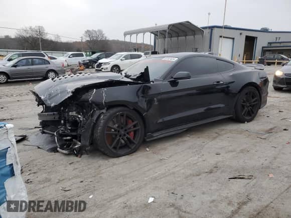 2020 Ford Mustang Shelby GT500 with VIN 1FA6P8SJ9L5505512, listed as a Copart auction lot 83252424 with 27,692 mi miles and Clean title. Bid and sale history available at DreamBid. Image 1.