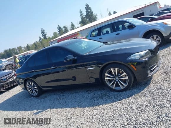 ✅ 2016 BMW 5 Series 528i • VIN: WBA5A5C50GG355059 • Lot: 43118853. Listed on IAAI with 78,009 mi. Free auction sales archive from the USA and detailed vehicle history report at DreamBid. Image 13.