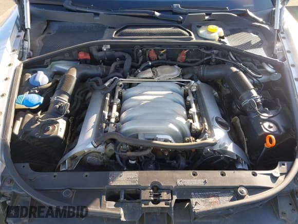 ✅ 2004 Volkswagen Phaeton V8 • VIN: WVWAF63D048009292 • Лот: 41204597. Опубликован ранее на IAAI с пробегом 149 623 миль. Бесплатный доступ к архиву аукционных продаж из США и подробный отчёт об истории автомобиля на DreamBid. Изображение 10.