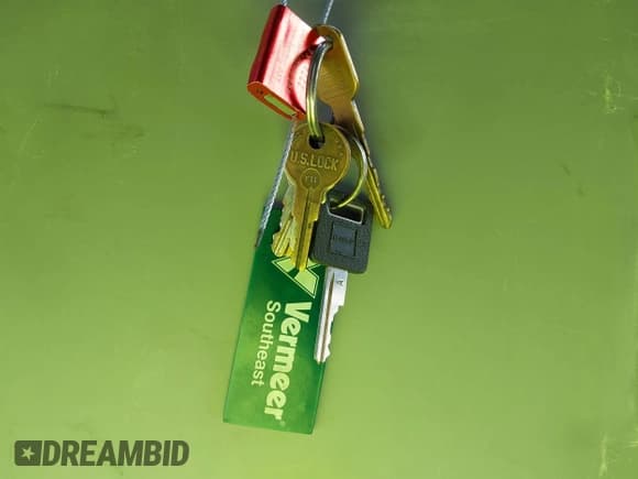 ✅ 2001 Chevrolet Silverado 2500HD • VIN: 1GCHC24G11E186939 • Lot: 42879961. Wystawiony na IAAI z przebiegiem 188 963 mil. Bezpłatny archiwum sprzedaży aukcyjnych z USA i szczegółowy raport historii pojazdu na DreamBid. Zdjęcie 11.