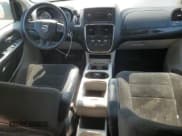 ✅ 2012 Dodge Grand Caravan SXT • VIN: 2C4RDGCG1CR321892 • Lot: 67871855. Wystawiony na Copart z przebiegiem 91 660 mil. Bezpłatny archiwum sprzedaży aukcyjnych z USA i szczegółowy raport historii pojazdu na DreamBid. Zdjęcie 8.