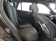 ✅ 2020 BMW X1 xDrive28i • VIN: WBXJG9C01L5P93335 • Lot: 82214705. Wystawiony na Copart z przebiegiem 129 800 mil. Bezpłatny archiwum sprzedaży aukcyjnych z USA i szczegółowy raport historii pojazdu na DreamBid. Zdjęcie 10.