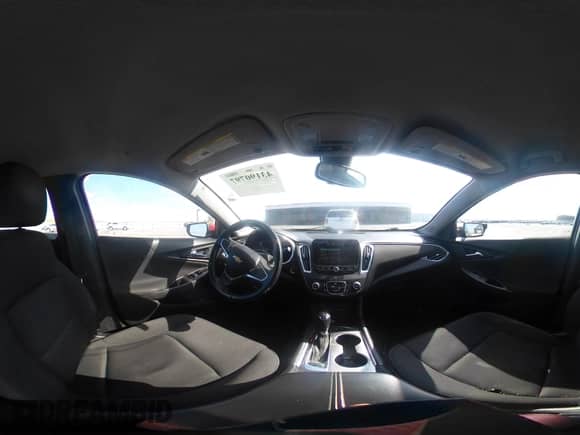 2018 Chevrolet Malibu LT z VIN 1G1ZD5ST1JF230198, wystawiony jako IAAI lot #43190797 z przebiegiem 92 422 mil mil oraz . Historia ofert i sprzedaży dostępna na DreamBid. Obrazek 18.