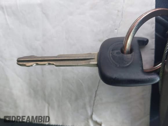 ✅ 2002 Toyota Avalon XL • VIN: 4T1BF28B32U196872 • Лот: 43568460. Опубликован ранее на IAAI с пробегом 179 139 миль. Бесплатный доступ к архиву аукционных продаж из США и подробный отчёт об истории автомобиля на DreamBid. Изображение 11.