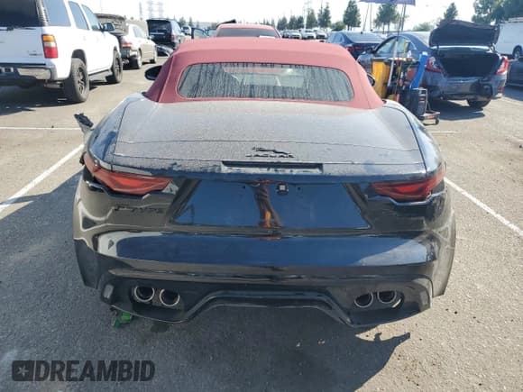 ✅ 2023 Jaguar F-Type • VIN: SAJDD5EE6PCK83084 • Lot: 71833184. Wystawiony na Copart z przebiegiem 13 393 mil. Bezpłatny archiwum sprzedaży aukcyjnych z USA i szczegółowy raport historii pojazdu na DreamBid. Zdjęcie 6.