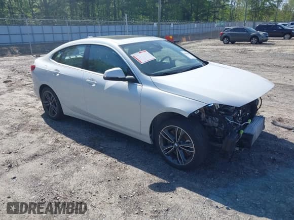 ✅ 2022 BMW 2 Series 228i • VIN: WBA53AK07N7K22207 • Lot: 41983008. Wystawiony na IAAI z przebiegiem 58 436 mil. Bezpłatny archiwum sprzedaży aukcyjnych z USA i szczegółowy raport historii pojazdu na DreamBid. Zdjęcie 1.