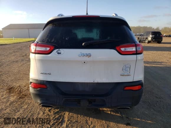 ✅ 2016 Jeep Cherokee Latitude • VIN: 1C4PJMCSXGW182863 • Lot: 86530065. Wystawiony na Copart z przebiegiem 272 103 mil. Bezpłatny archiwum sprzedaży aukcyjnych z USA i szczegółowy raport historii pojazdu na DreamBid. Zdjęcie 6.