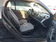 ✅ 2009 Smart fortwo Pure • VIN: WMEEJ31X69K331684 • Lot: 41770804. Wystawiony na IAAI z przebiegiem 112 611 mil. Bezpłatny archiwum sprzedaży aukcyjnych z USA i szczegółowy raport historii pojazdu na DreamBid. Zdjęcie 5.