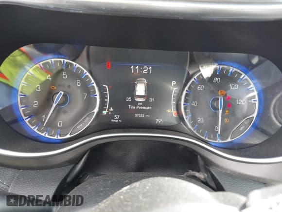 ✅ 2019 Chrysler Pacifica Limited • VIN: 2C4RC1GG8KR574202 • Lot: 43419350. Listed on IAAI with 57,333 mi. Free auction sales archive from the USA and detailed vehicle history report at DreamBid. Image 7.