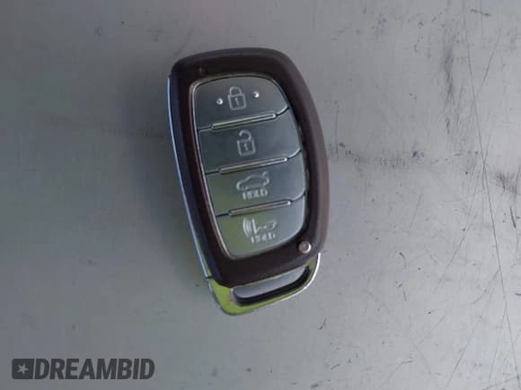 ✅ 2019 Hyundai Elantra Sport • VIN: KMHD04LB1KU833481 • Lot: 43269177. Listed on IAAI with 108,637 mi. Free auction sales archive from the USA and detailed vehicle history report at DreamBid. Image 11.