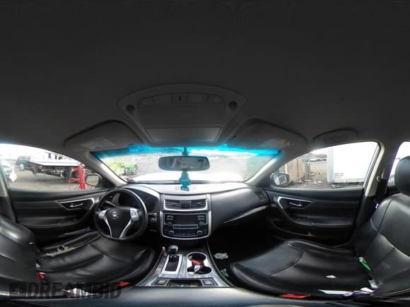 ✅ 2018 Nissan Altima S • VIN: 1N4AL3AP4JC111651 • Лот: 43590777. Опубликован ранее на IAAI с пробегом 169 356 миль. Бесплатный доступ к архиву аукционных продаж из США и подробный отчёт об истории автомобиля на DreamBid. Изображение 18.