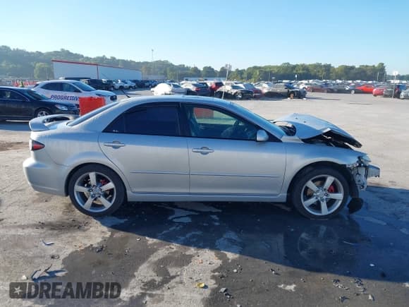 ✅ 2007 Mazda 6 i Touring • VIN: 1YVHP80C075M32585 • Лот: 43396971. Опубликован ранее на IAAI с пробегом 167 247 миль. Бесплатный доступ к архиву аукционных продаж из США и подробный отчёт об истории автомобиля на DreamBid. Изображение 14.