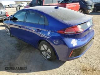 ✅ 2019 Hyundai Ioniq Blue • VIN: KMHC65LC8KU110610 • Lot: 77816844. Wystawiony na Copart z przebiegiem 68 726 mil. Bezpłatny archiwum sprzedaży aukcyjnych z USA i szczegółowy raport historii pojazdu na DreamBid. Zdjęcie 2.