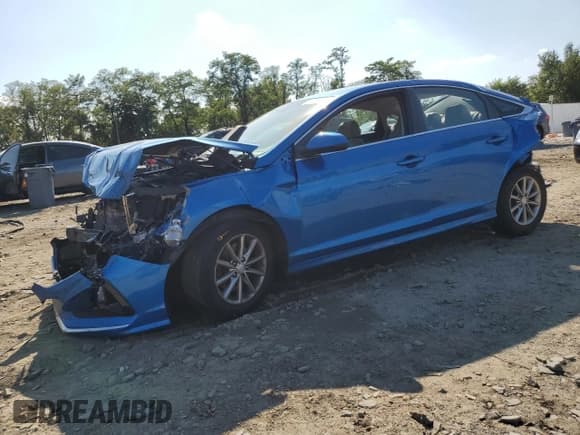 ✅ 2018 Hyundai Sonata SE • VIN: 5NPE24AF6JH609351 • Лот: 80443135. Опубликован ранее на Copart с пробегом 138 946 миль. Бесплатный доступ к архиву аукционных продаж из США и подробный отчёт об истории автомобиля на DreamBid. Изображение 1.