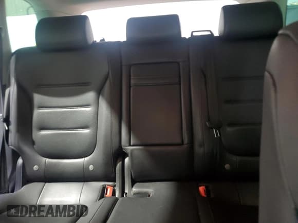 ✅ 2012 Volkswagen Touareg Lux • VIN: WVGEF9BP4CD006475 • Lot: 64091175. Listed on Copart with 179,996 mi. Free auction sales archive from the USA and detailed vehicle history report at DreamBid. Image 10.