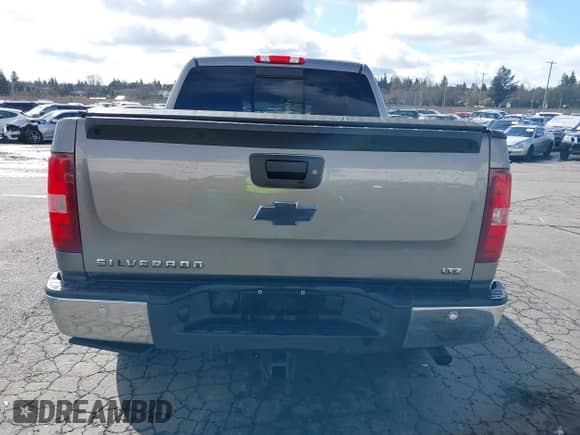 2007 Chevrolet Silverado 1500 LTZ с VIN 3GCEK13Y97G546454, выставлен на аукционе IAAI как лот 41819070 с пробегом 161 498 миль миль и . История ставок и продаж доступна на DreamBid. Изображение 17.