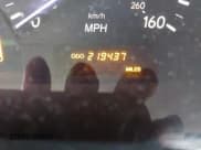 ✅ 2006 Lexus LS 430 • VIN: JTHBN36F365043362 • Lot: 43526865. Wystawiony na IAAI z przebiegiem 219 437 mil. Bezpłatny archiwum sprzedaży aukcyjnych z USA i szczegółowy raport historii pojazdu na DreamBid. Zdjęcie 16.