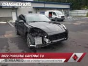 ✅ 2022 Porsche Cayenne Turbo S E-Hybrid • VIN: WP1BH2AY6NDA59070 • Lot: 87307435. Wystawiony na Copart z przebiegiem 26 258 mil. Bezpłatny archiwum sprzedaży aukcyjnych z USA i szczegółowy raport historii pojazdu na DreamBid. Zdjęcie 17.