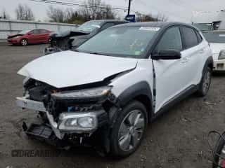 2021 Hyundai Kona SEL с VIN KM8K23AG4MU133533, выставлен на аукционе Copart как лот 42228443 с пробегом 41 669 миль миль и . История ставок и продаж доступна на DreamBid. Изображение 1.