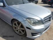 ✅ 2014 Mercedes-Benz C 250 Sport • VIN: WDDGF4HB4EG245351 • Lot: 43408611. Wystawiony na IAAI z przebiegiem 133 905 mil. Bezpłatny archiwum sprzedaży aukcyjnych z USA i szczegółowy raport historii pojazdu na DreamBid. Zdjęcie 6.