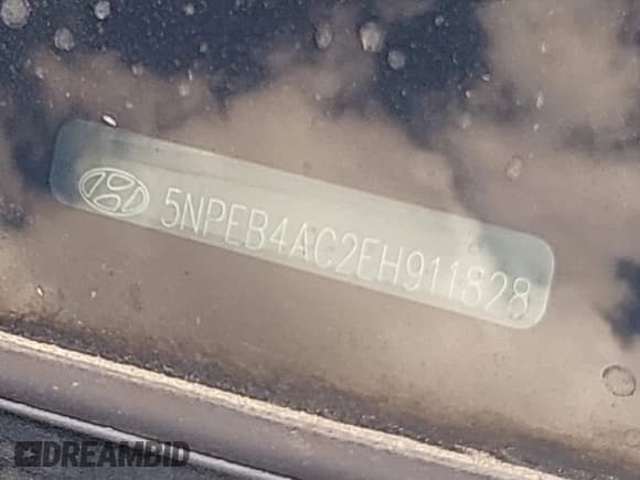 ✅ 2014 Hyundai Sonata GLS • VIN: 5NPEB4AC2EH911828 • Лот: 43108491. Опубликован ранее на IAAI с пробегом 126 259 миль. Бесплатный доступ к архиву аукционных продаж из США и подробный отчёт об истории автомобиля на DreamBid. Изображение 17.