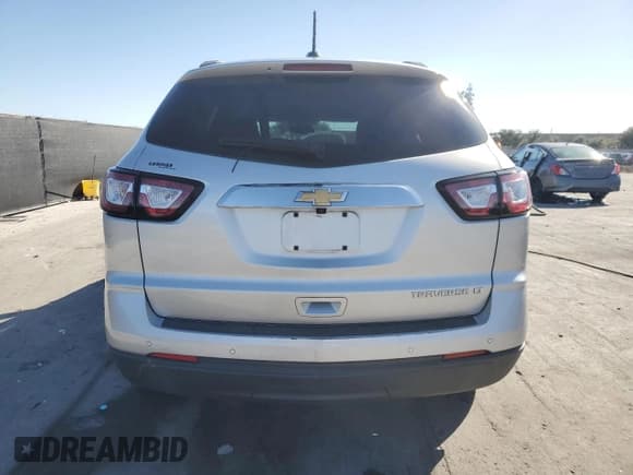 ✅ 2016 Chevrolet Traverse LT • VIN: 1GNKRHKD1GJ272517 • Lot: 90472515. Wystawiony na Copart z przebiegiem 126 123 mil. Bezpłatny archiwum sprzedaży aukcyjnych z USA i szczegółowy raport historii pojazdu na DreamBid. Zdjęcie 6.