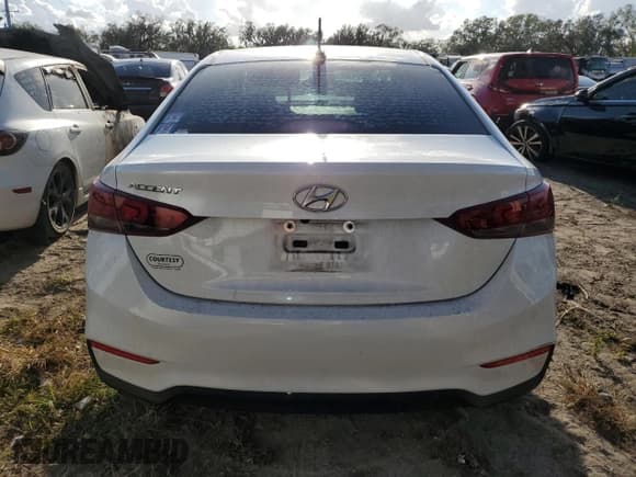 ✅ 2020 Hyundai Accent SE • VIN: 3KPC24A6XLE093588 • Lot: 85838444. Wystawiony na Copart z przebiegiem 45 800 mil. Bezpłatny archiwum sprzedaży aukcyjnych z USA i szczegółowy raport historii pojazdu na DreamBid. Zdjęcie 6.