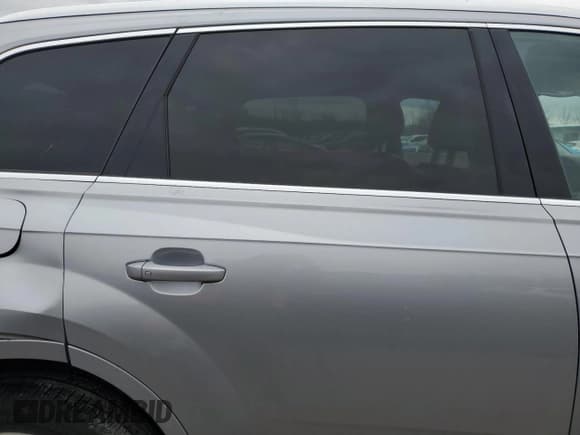 ✅ 2019 Audi Q7 Premium Plus • VIN: WA1LHAF72KD029019 • Lot: 92445365. Wystawiony na Copart z przebiegiem 114 246 mil. Bezpłatny archiwum sprzedaży aukcyjnych z USA i szczegółowy raport historii pojazdu na DreamBid. Zdjęcie 11.