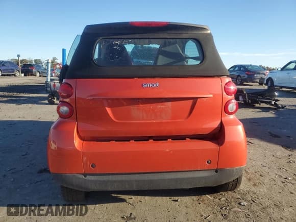 ✅ 2008 Smart fortwo Passion • VIN: WMEEK31X58K129009 • Lot: 86324275. Listed on Copart with 27,168 mi. Free auction sales archive from the USA and detailed vehicle history report at DreamBid. Image 6.