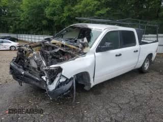 2023 Ram 1500 Tradesman z VIN 1C6RRENT1PN633382, wystawiony jako Copart lot #58935685 z przebiegiem Nie podano mil oraz Szkoda całkowita • Salvage title. Historia ofert i sprzedaży dostępna na DreamBid. Obrazek 1.
