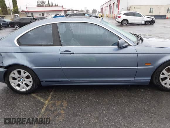 2000 BMW 3 Series 323Ci с VIN WBABM3348YJN80646, выставлен на аукционе IAAI как лот 41560077 с пробегом 230 422 миль миль и . История ставок и продаж доступна на DreamBid. Изображение 13.