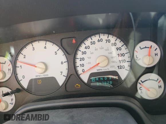 ✅ 2008 Dodge 1500 Laramie • VIN: 1D7HA18278J242064 • Лот: 86273464. Опубликован ранее на Copart с пробегом 347 828 миль. Бесплатный доступ к архиву аукционных продаж из США и подробный отчёт об истории автомобиля на DreamBid. Изображение 9.