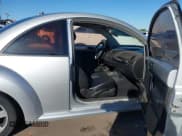 ✅ 2006 Volkswagen Beetle • VIN: 3VWPW31C46M413775 • Лот: 43470057. Опубликован ранее на IAAI с пробегом 118 492 миль. Бесплатный доступ к архиву аукционных продаж из США и подробный отчёт об истории автомобиля на DreamBid. Изображение 5.