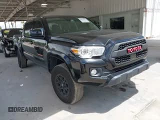 ✅ 2021 Toyota Tacoma SR5 • VIN: 3TMAZ5CN6MM151149 • Lot: 43027627. Wystawiony na IAAI z przebiegiem 68 365 mil. Bezpłatny archiwum sprzedaży aukcyjnych z USA i szczegółowy raport historii pojazdu na DreamBid. Zdjęcie 1.