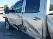 2018 Chevrolet Silverado 2500HD Work Truck z VIN 1GC2KUEGXJZ336462, wystawiony jako IAAI lot #43456042 z przebiegiem 162 564 mil mil oraz . Historia ofert i sprzedaży dostępna na DreamBid. Obrazek 18.