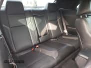 ✅ 2022 Dodge Challenger SXT • VIN: 2C3CDZGGXNH156756 • Lot: 78915354. Wystawiony na Copart z przebiegiem 43 704 mil. Bezpłatny archiwum sprzedaży aukcyjnych z USA i szczegółowy raport historii pojazdu na DreamBid. Zdjęcie 10.